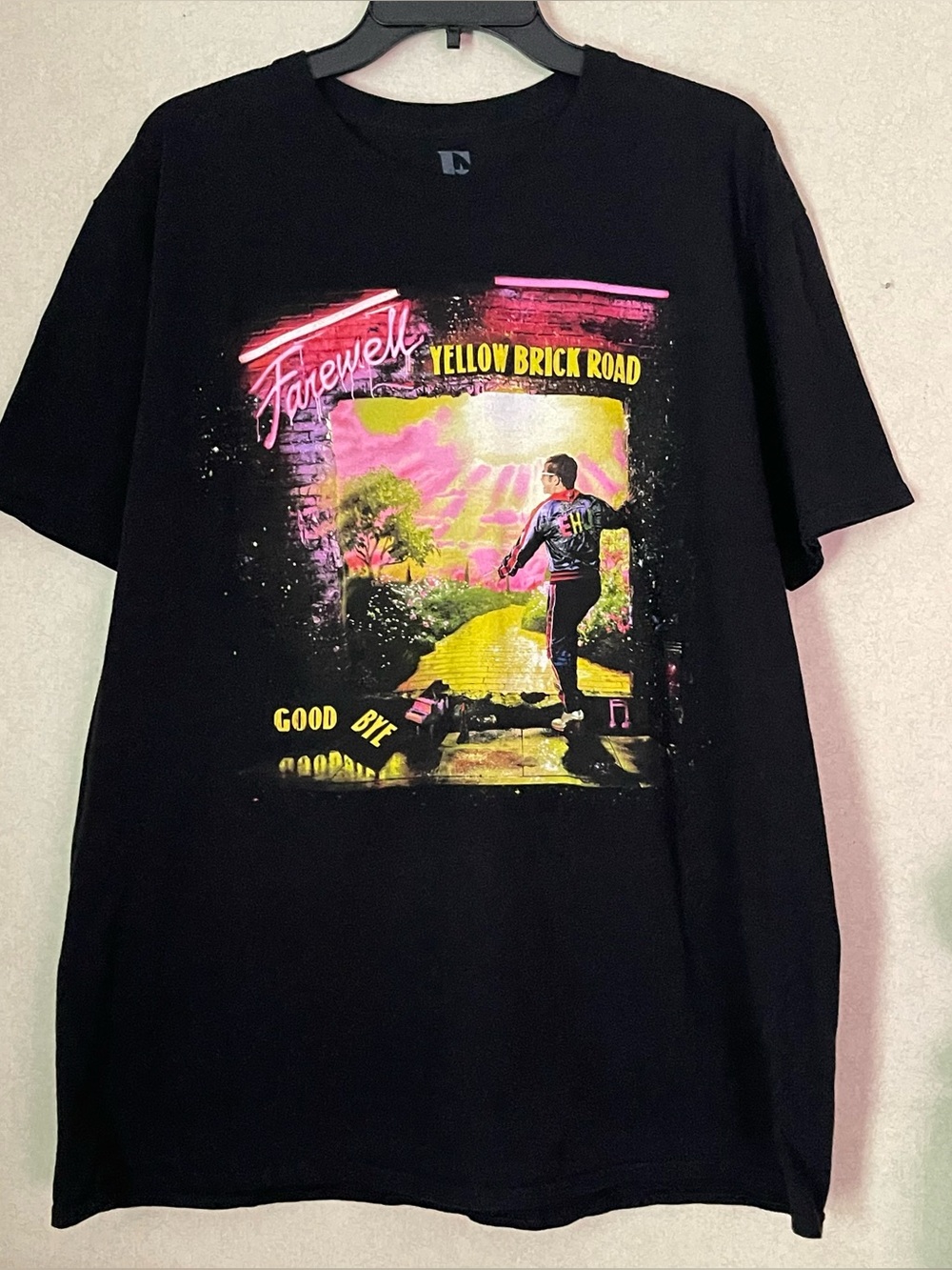 Gira Elton John, Farewell Yellow Brick Road.shirt